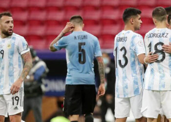 Argentina se adueña del clásico rioplatense y corta la racha de empates
