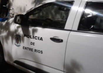 Detenidos en flagrancia, secuestros de auto y moto en distintos operativos