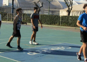 El básquet del Club Salto Grande continúa con los entrenamientos