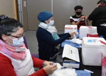 Nueva jornada de vacunación sin turno para mayores de 18 años sin límite de edad