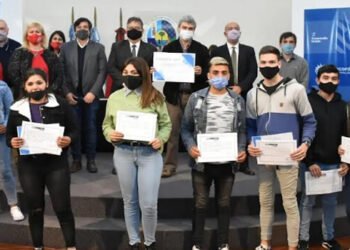 Capacitación laboral para jóvenes: oportunidades que impulsa el estado junto al sector privado