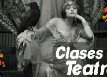 Clases gratuitas de teatros en la estación de la cultura