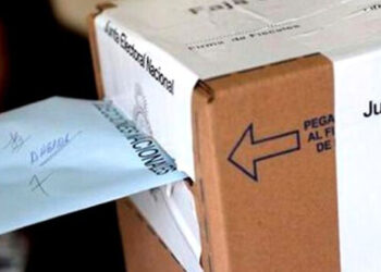 Elecciones 2021: qué pasará con los contagiados de coronavirus y los contactos estrechos