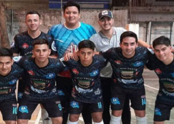 La Academia a paso firme