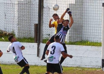 Nebel sacó tres puntos importantes. Libertad y Colegiales siguen sumando