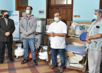 Francolini entregó equipamiento, insumos e instrumental a la ex asistencia pública