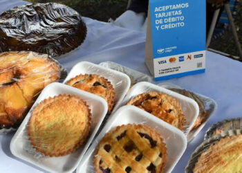 La plaza 25 de mayo recibe a los emprendedores y productores locales