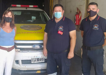 La provincia entregó una camioneta en comodato a los bomberos de Concordia
