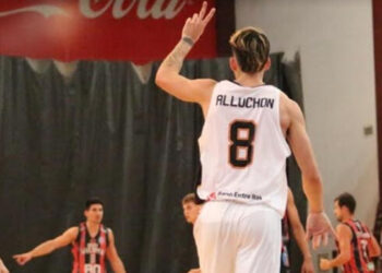 Estudiantes cierra la gira visitando a Deportivo Viedma