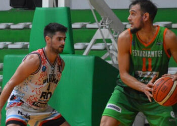 Estudiantes se reencontró con el triunfo venciendo a Deportivo Viedma