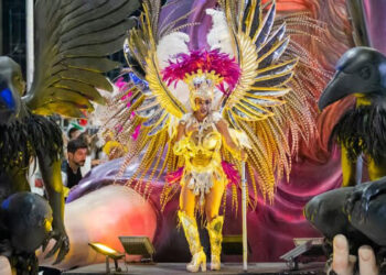 Este sábado Concordia vivirá la cuarta noche de carnaval