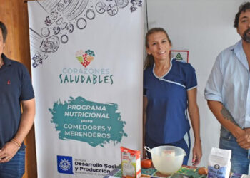 Corazones Saludables: comenzaron a dictarse los talleres de alimentación para responsables de comedores y merenderos