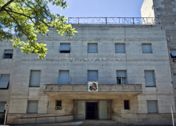 El ejecutivo otorgará un aumento superior al 50% a los empleados municipales