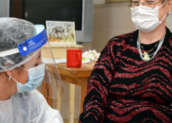 Salud actualizó las recomendaciones para las actividades de personas mayores y con discapacidad