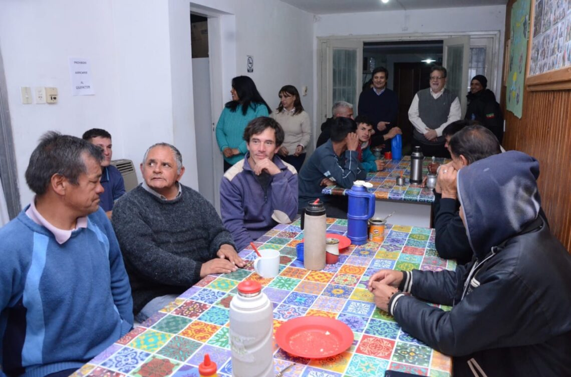 HOGAR DE TRÁNSITO: UN TRABAJO SOCIAL Y DE CONTENCIÓN PARA LAS PERSONAS EN SITUACIÓN DE CALLE