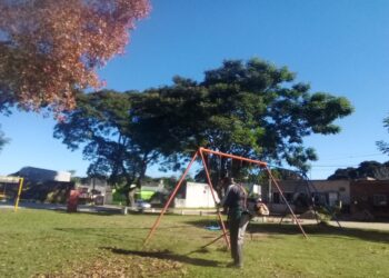 SE CONCRETARON TRABAJOS DE MANTENIMIENTO DE PLAZAS Y ESPACIOS PÚBLICOS DE CONCORDIA