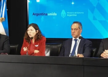 Batakis indicó que el objetivo de la nueva gestión es «asegurar el equilibrio fiscal»