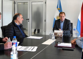 Bordet reunió al gabinete económico y estableció los objetivos para los próximos meses