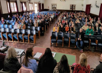 La provincia continúa capacitando a docentes para cargos directivos