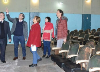 Francolini supervisó el inicio de los trabajos de recuperación del Teatro Auditorium