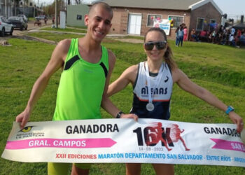 Miriam León y Juan Segovia ganaron la Maratón del Departamento San Salvador