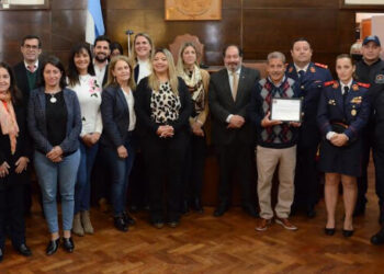 El Concejo Deliberante homenajeó a Bomberos Voluntarios de Concordia
