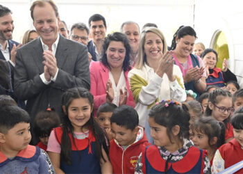 Bordet inauguró una nueva unidad educativa en el sur entrerriano
