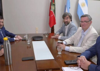 En su regreso al municipio, Cresto se reunió con Kueider, Giano, Gay y Loggio