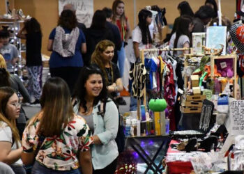Más de 15000 visitantes en la “Expo día de la Madre“