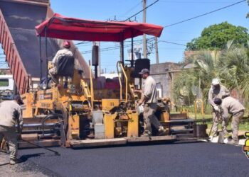 OBRAS DE PAVIMENTACIÓN, ENRIPIADO Y CORDÓN CUNETA EN CONCORDIA