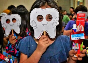 LOS PROGRAMAS “SONRISAS CUIDADAS” Y “CORAZONES SALUDABLES” SIGUEN RECORRIENDO LOS BARRIOS