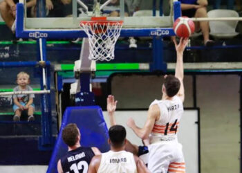 Estudiantes se quedó sin cierre y cayó ante Gimnasia