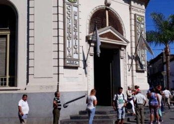 C.E.C.: El gobierno provincial emitió la resolución suspendiendo el cuadro tarifario que regía a partir del 1 de febrero