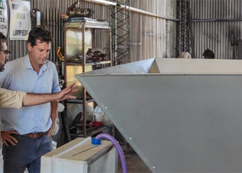 El sector privado de Concordia invierte para transformar residuos en maderas plásticas