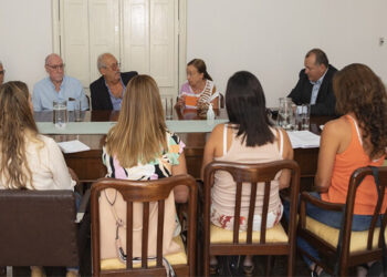 Gestionan que estudiantes de medicina puedan realizar sus prácticas en el subsector privado