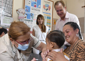 Bordet lanzó la Campaña de Vacunación Antigripal en Entre Ríos