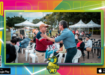 El Intendente Bravo acompañó la actividad del operativo del móvil oftalmológico en la ciudad