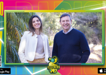 ARRIBA CONCORDIA: José Ostrosky presentó a su compañera de fórmula, Mariana Etcheverry