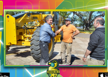 El Intendente Bravo recibió un nueva Motoniveladora para el Municipio