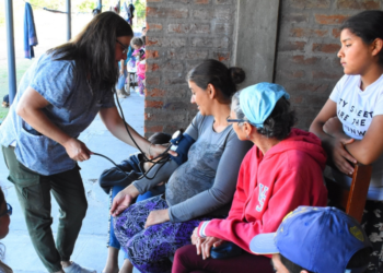 La CTM no descarta que el río supere los 14 metros y la Municipalidad refuerza la atención en los centros de evacuados y zonas inundables