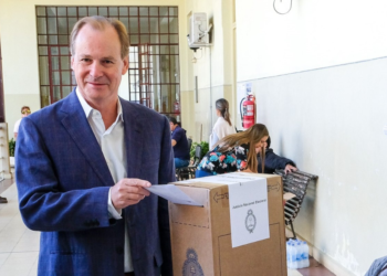 Bordet: “Seamos respetuosos de la democracia”