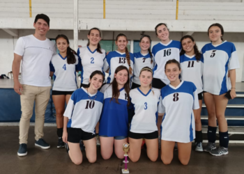 Liga de vóley: Capuchinos y Técnica 1 al grito de campeón