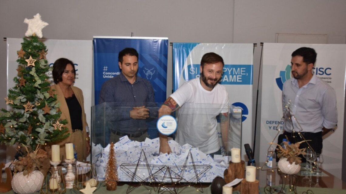 Compre Local: Azcué participó del sorteo de la promoción “navidad y reyes”