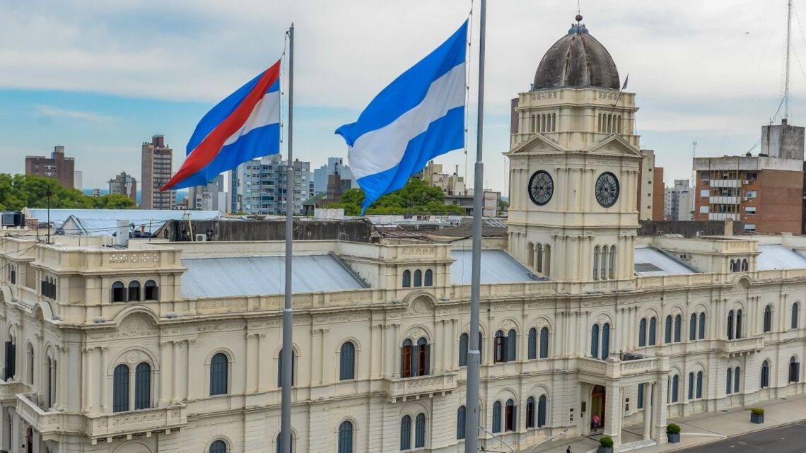 El gobernador logra pagar aguinaldos en un clima económico adverso