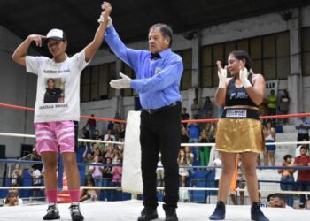 La “Panterita” Lescano fue la gran ganadora de la última cita boxística del año