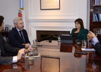 El gobernador coordinó con Nación acciones por la emergencia climática