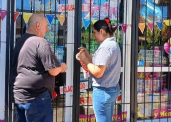 La municipalidad clausuró un local de venta de pirotecnia