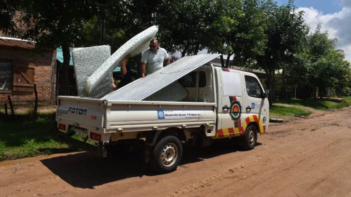 La municipalidad asistió a vecinos afectados por la tormenta