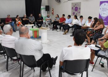 Desarrollo Humano proyecta un trabajo integral con los barrios cercanos al Polideportivo Víctor Oppel