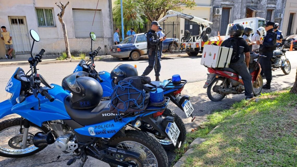 Explicaron cuál es la documentación que se solicita a la hora de circular en moto y auto